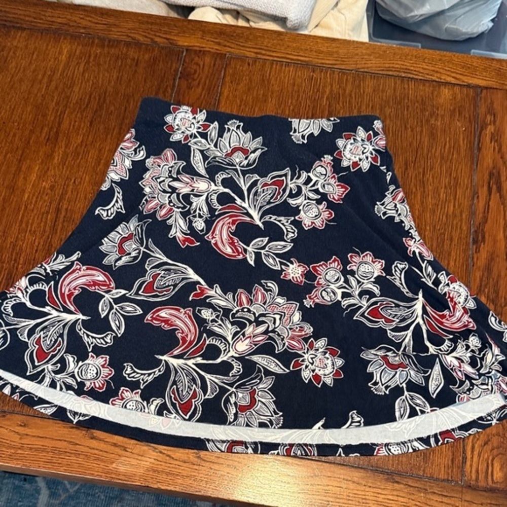 Ann Taylor Black Floral Skater Skirt